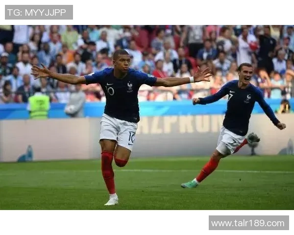 深圳足球队在世界杯中的耐力表现分析与启示